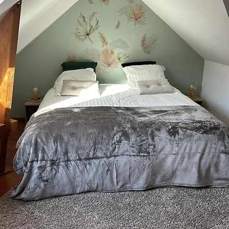 Loue Pour Manifestation Circuit Des 24H 4 Chambres De Standing Dans Un Ecrin De Verdure Δωμάτια σε οικογενειακή κατοικία Yvré-lʼÉvêque