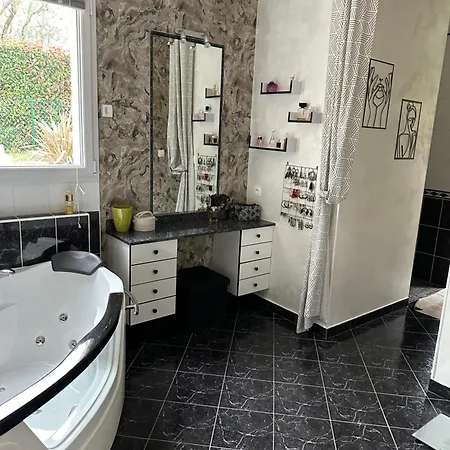 Loue Pour Manifestation Circuit Des 24H 4 Chambres De Standing Dans Un Ecrin De Verdure