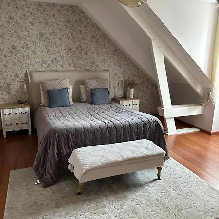 Loue Pour Manifestation Circuit Des 24H 4 Chambres De Standing Dans Un Ecrin De Verdure Δωμάτια σε οικογενειακή κατοικία *