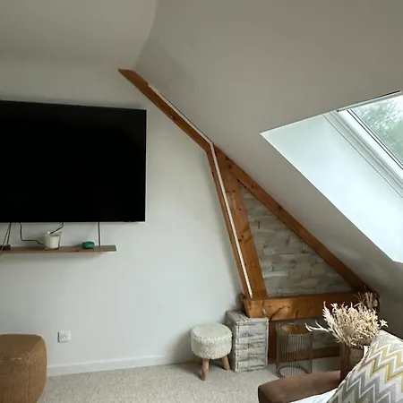 Loue Pour Manifestation Circuit Des 24H 4 Chambres De Standing Dans Un Ecrin De Verdure Δωμάτια σε οικογενειακή κατοικία Yvré-lʼÉvêque