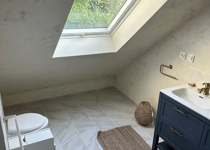 Loue Pour Manifestation Circuit Des 24h 4 De Standing Dans Un Ecrin De Verdure *